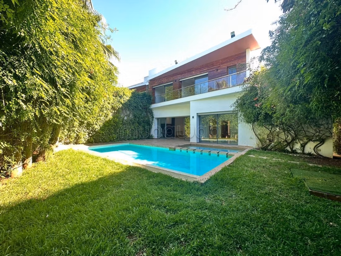Villa a la location a ain Diab extension 45000dh