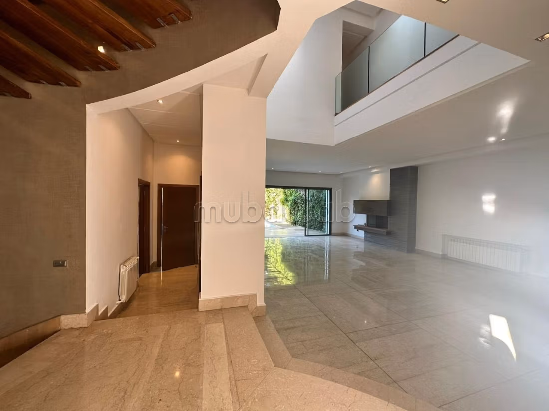 Villa a la location a ain Diab extension 45000dh
