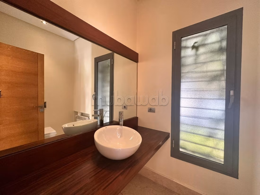 Villa a la location a ain Diab extension 45000dh