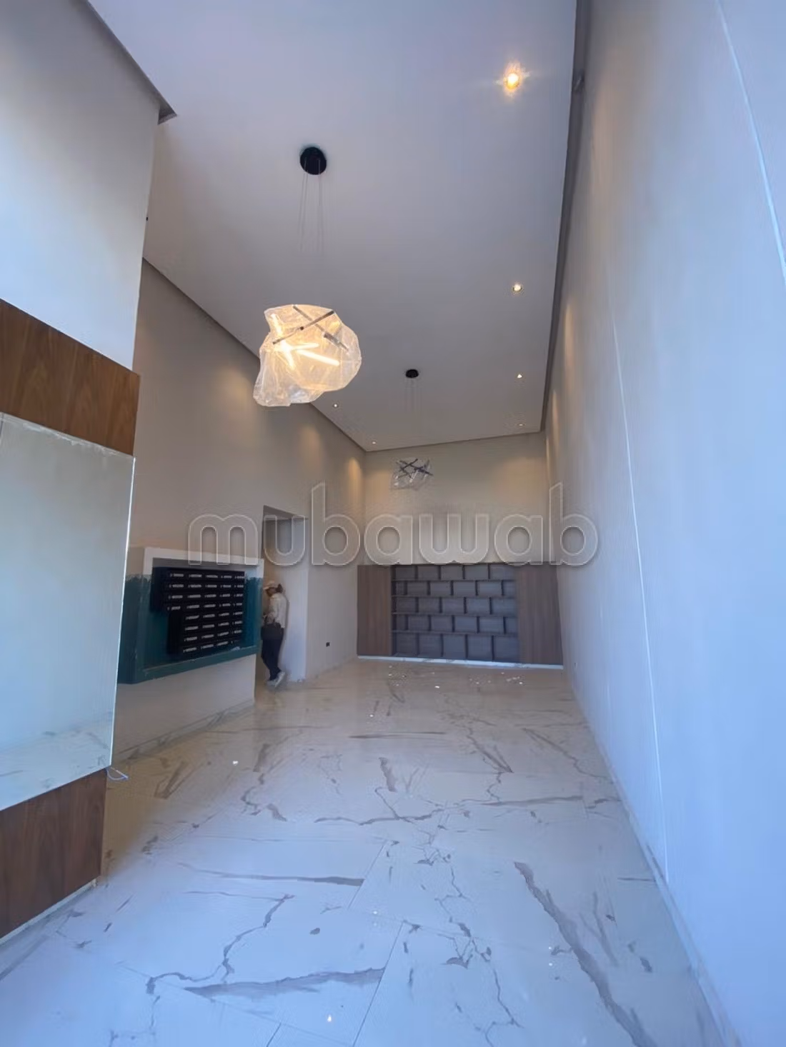 Vend appartement à Anfa Supérieur. 4 pièces. Sécurisé 24/24
