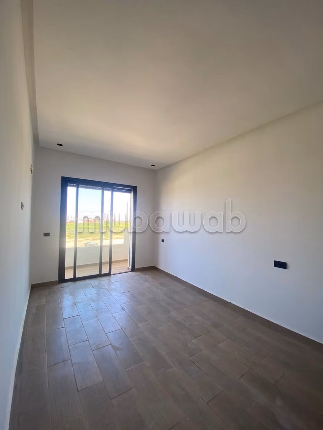 Vend appartement à Anfa Supérieur. 4 pièces. Sécurisé 24/24