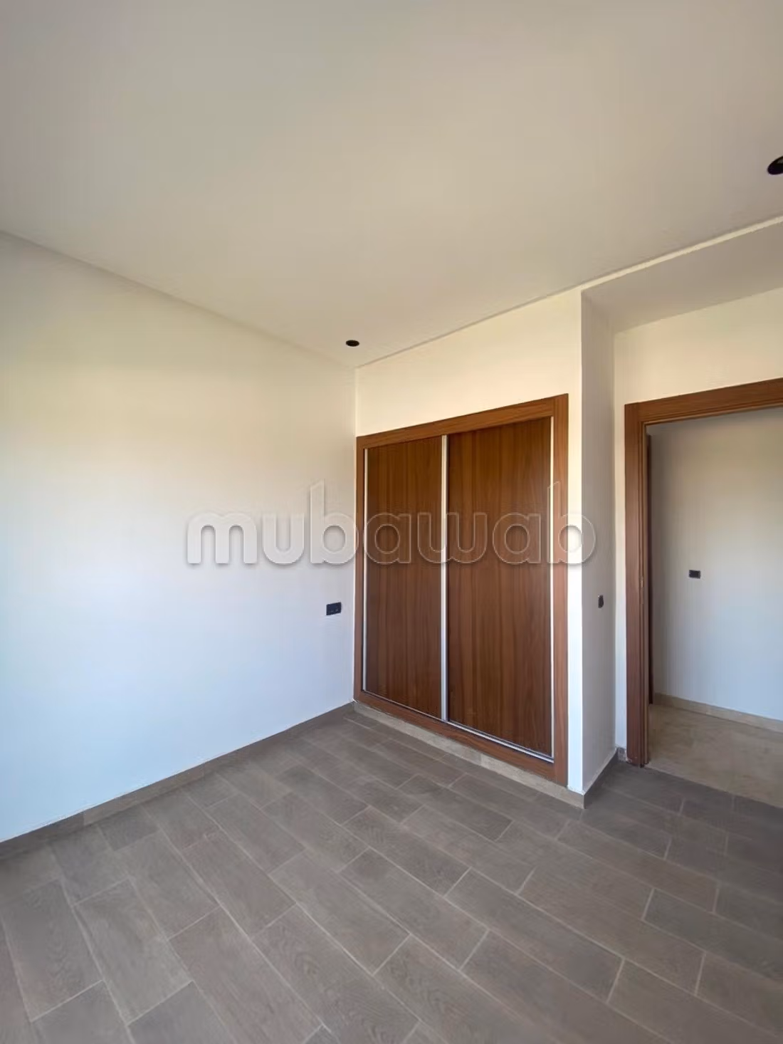 Vend appartement à Anfa Supérieur. 4 pièces. Sécurisé 24/24