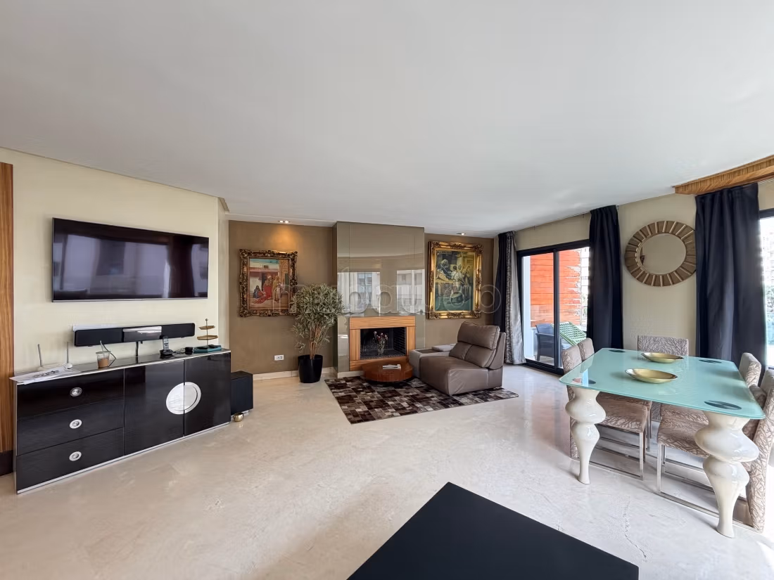 Appartement de 2 chambres meublé à louer à Racine — 3