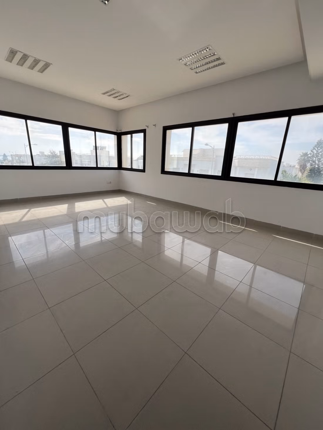 Ticari mülk, 180 m²