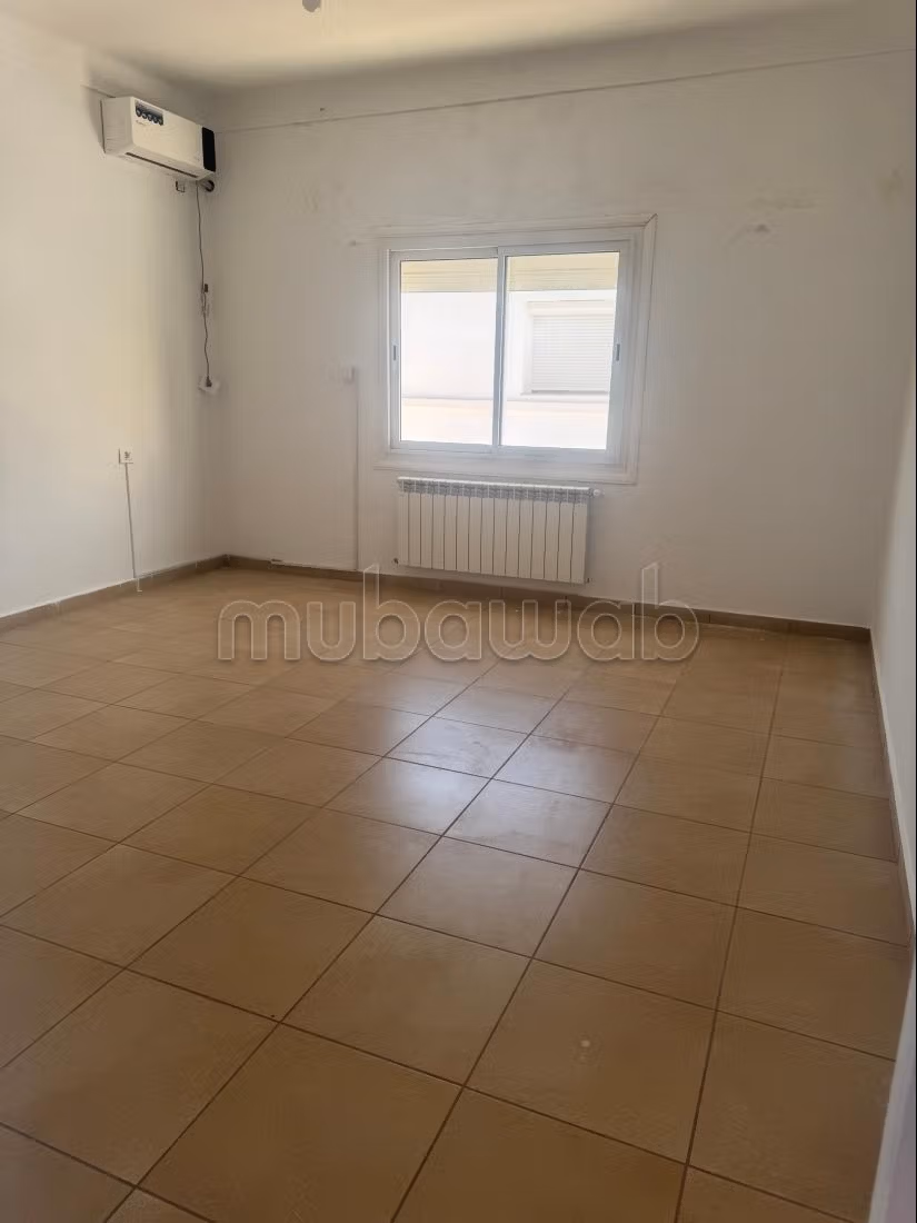 Floor villa S3 for rent annually