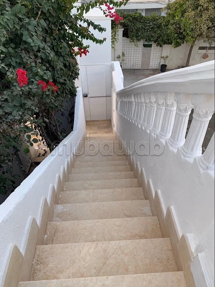 Floor villa S3 for rent annually