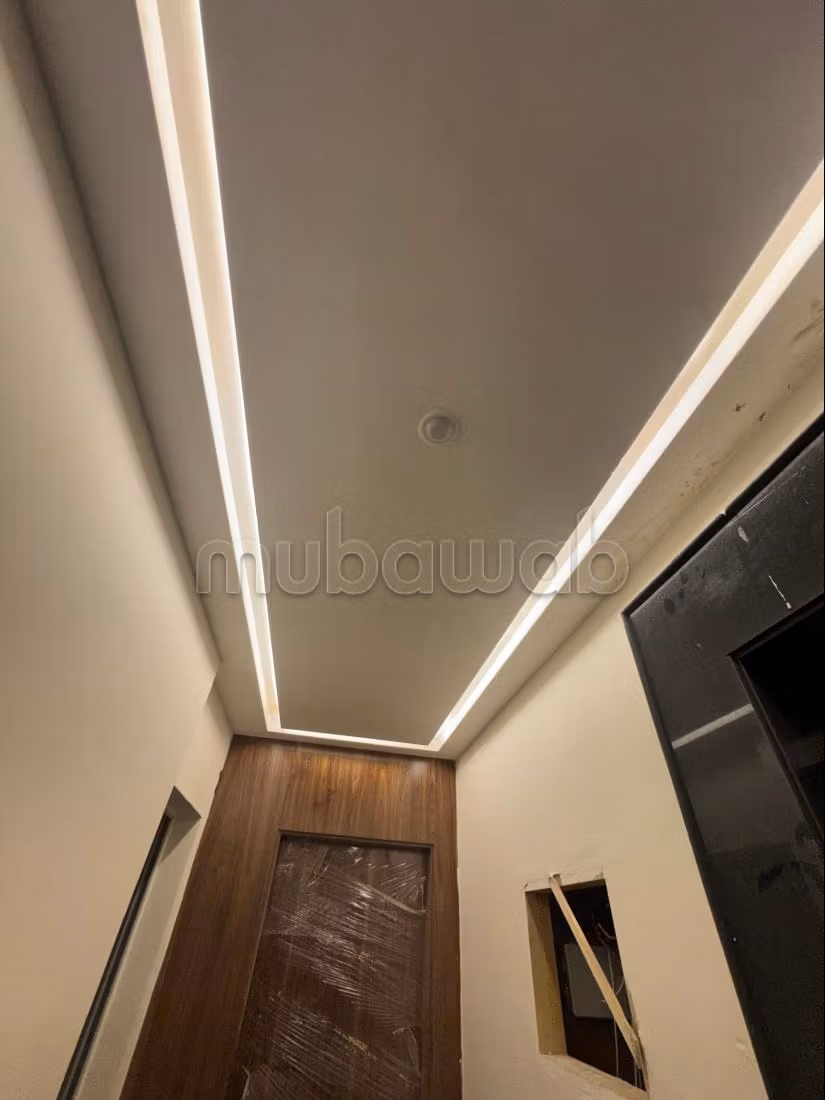 Splendido appartamento in vendita a Administratif. 2 camere. Ascensore e posto auto