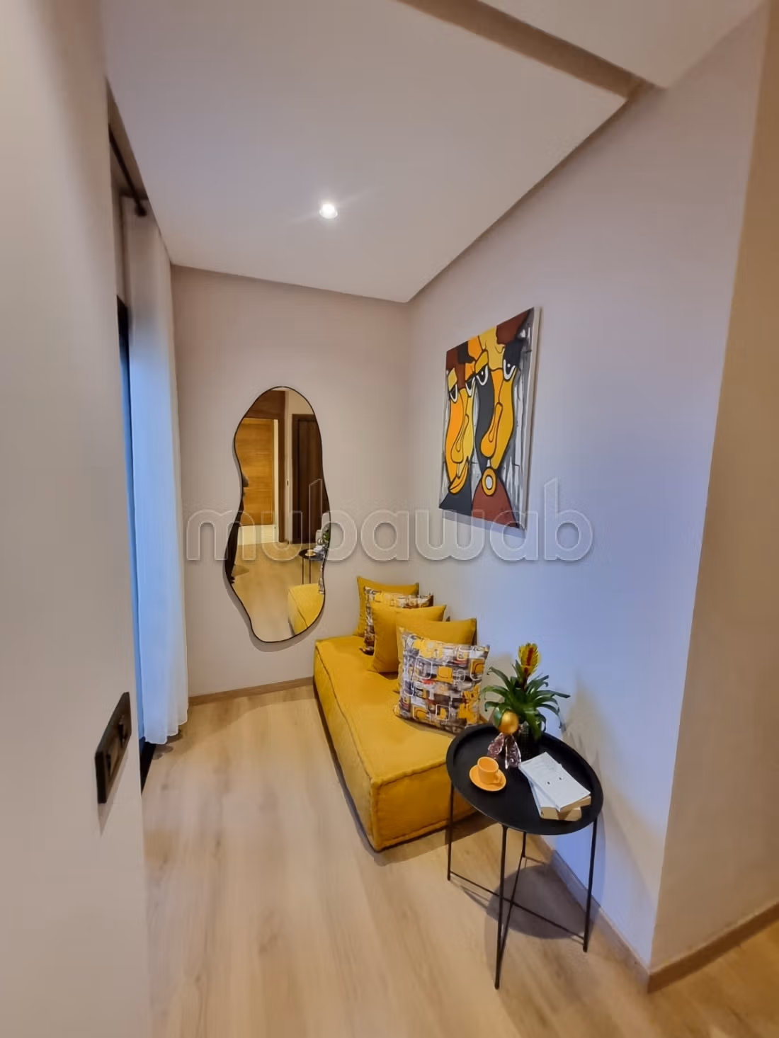 Splendido appartamento in affitto a Hermitage. 1 bella camera da letto. Arredato