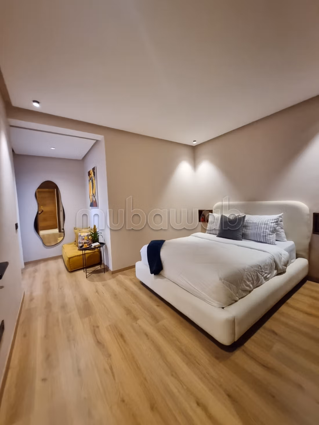 Splendido appartamento in affitto a Hermitage. 1 bella camera da letto. Arredato