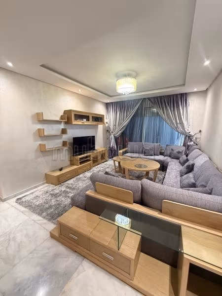 Un appartamento arredato a Prestigia con terrazza