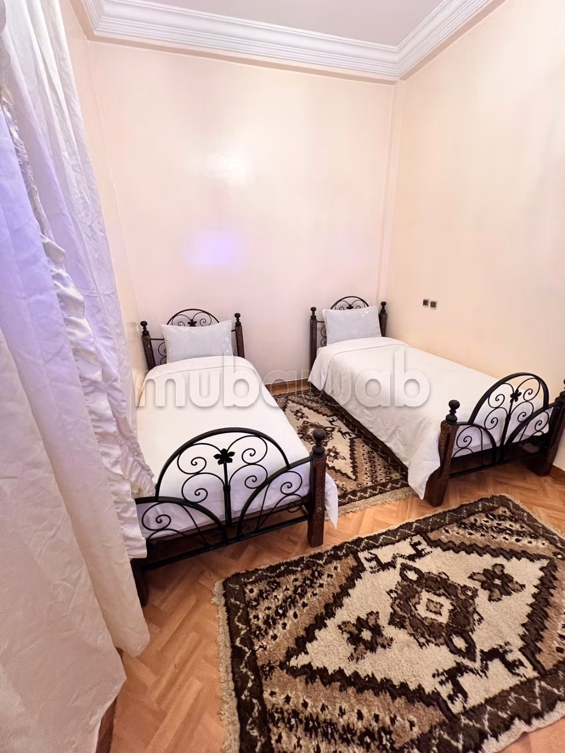 Apartments for rent in Rmila. 3 rooms. Equipped kitchen