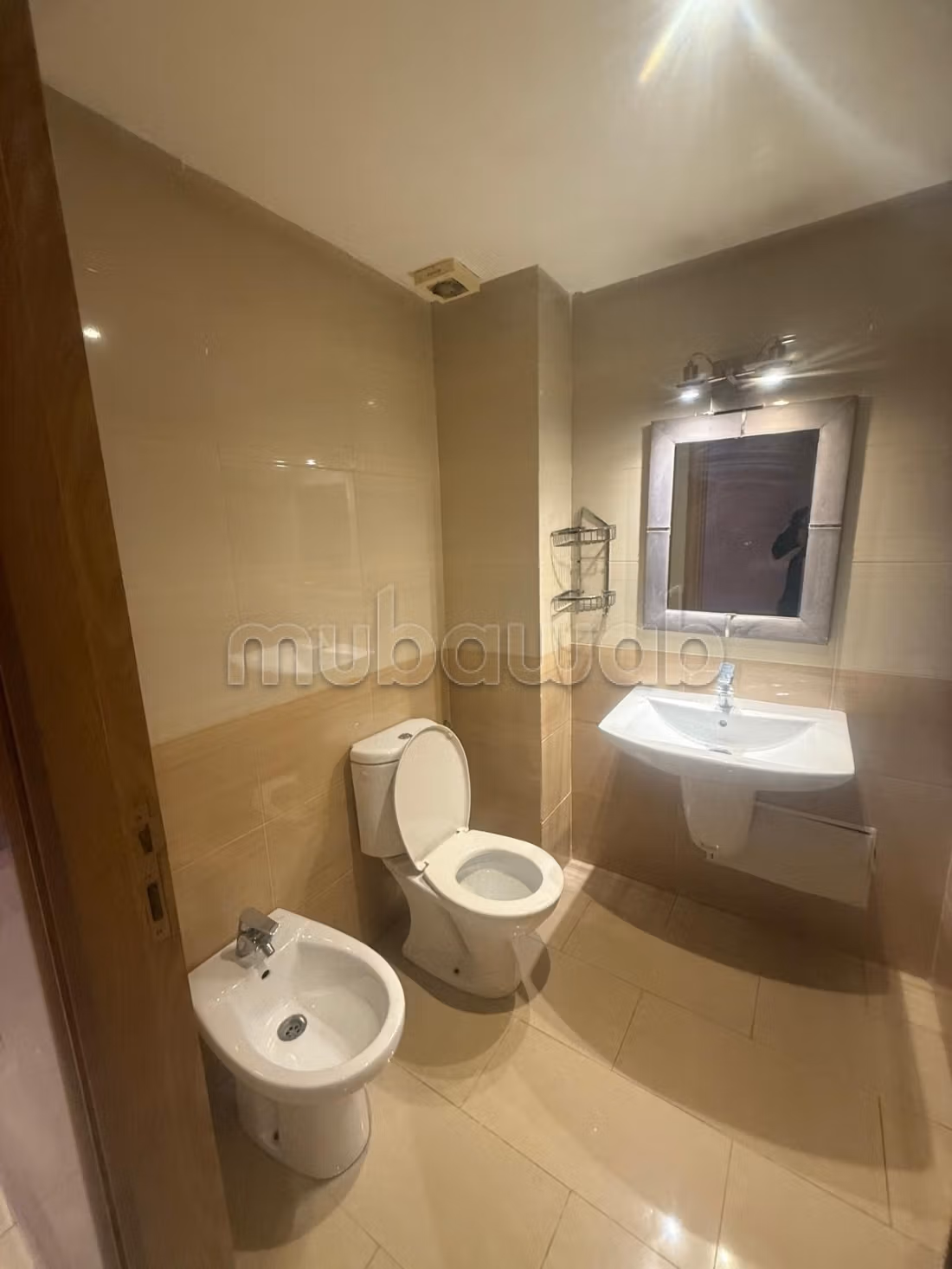 Appartamento non arredato con 2 camere da letto in affitto