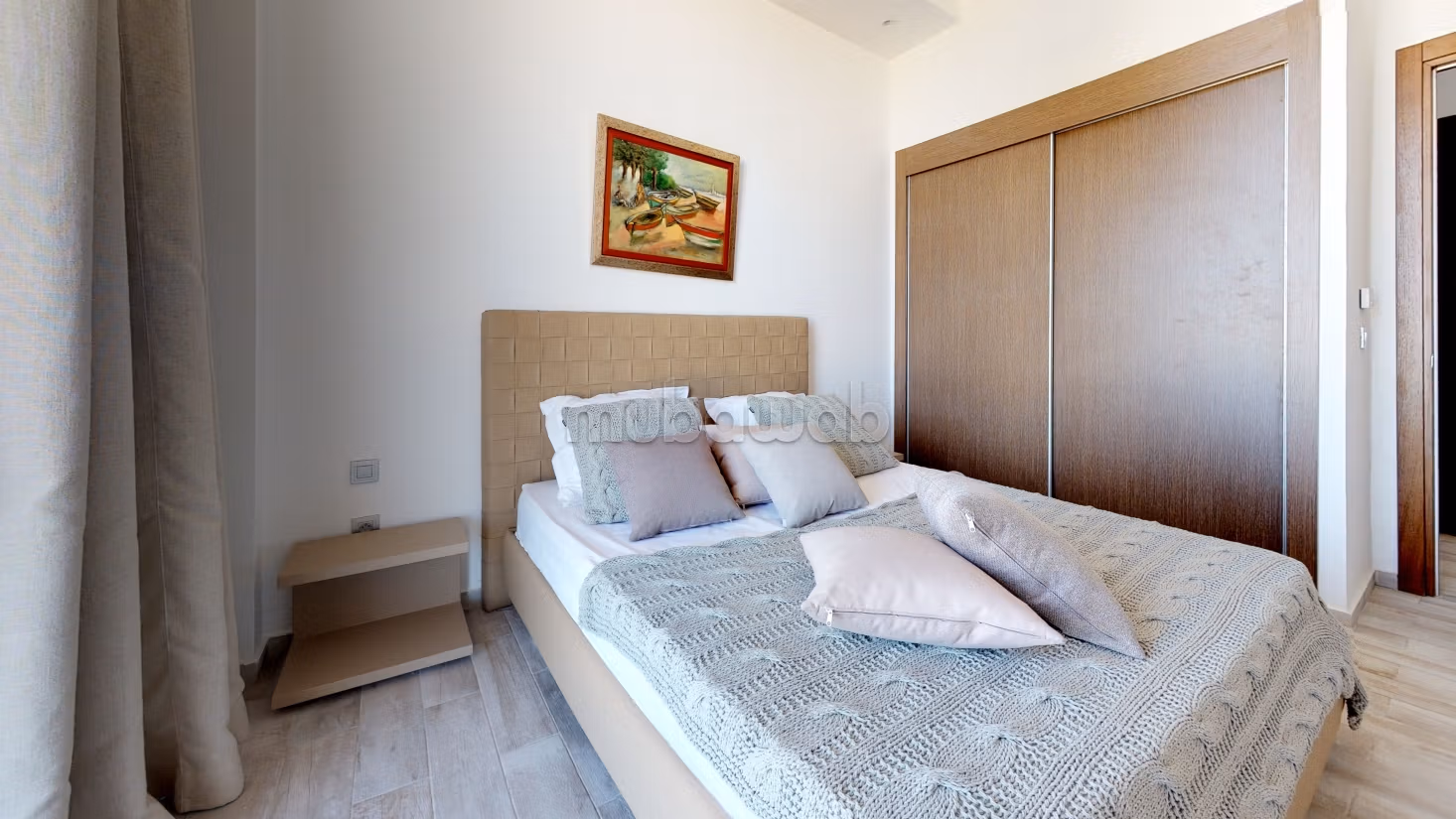 Vend appartement. Surface totale 300 m²