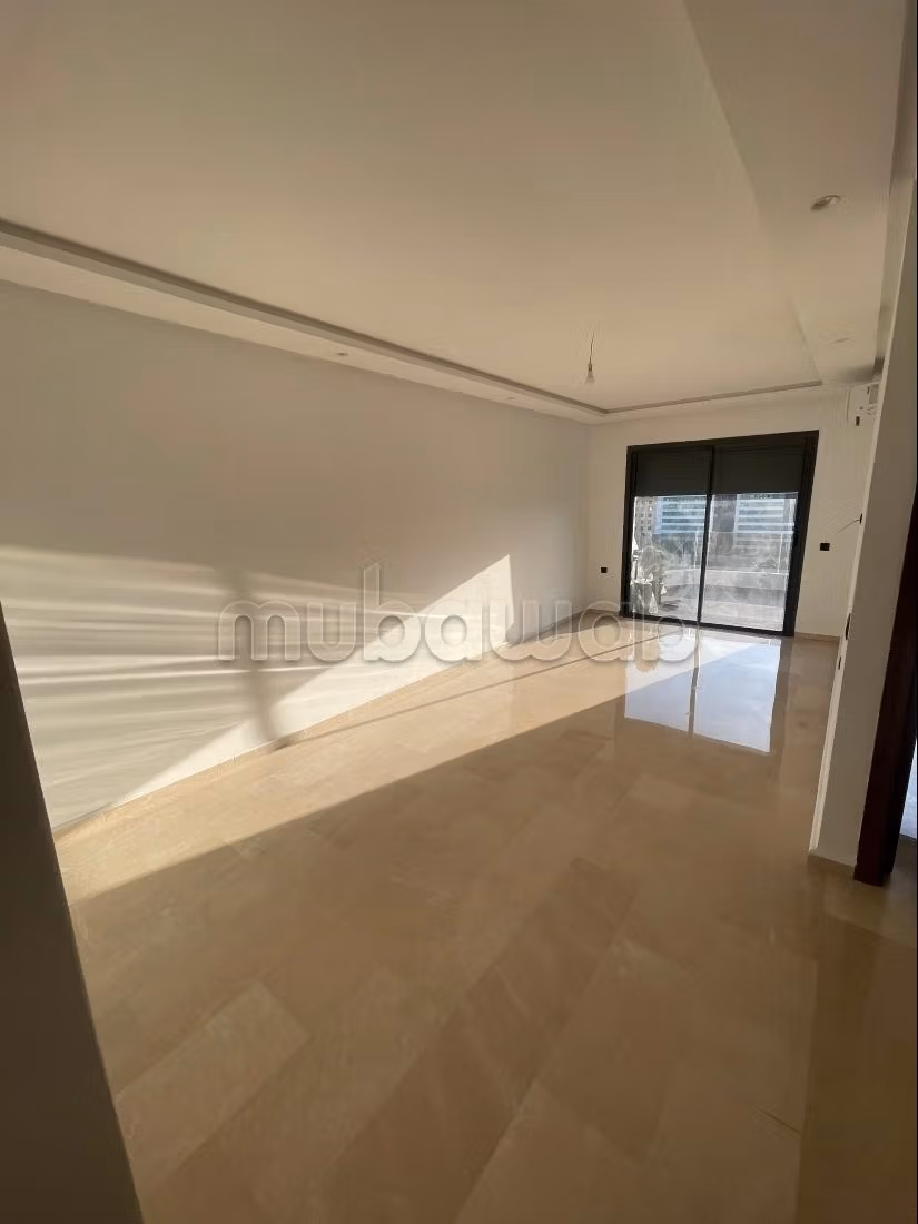 Bel appartement au 8 étage sans vis à vis en location longue durée à belvédère — 2