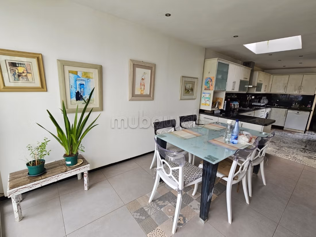 Charmante gemeubileerde villa 438 m² Ain Diab