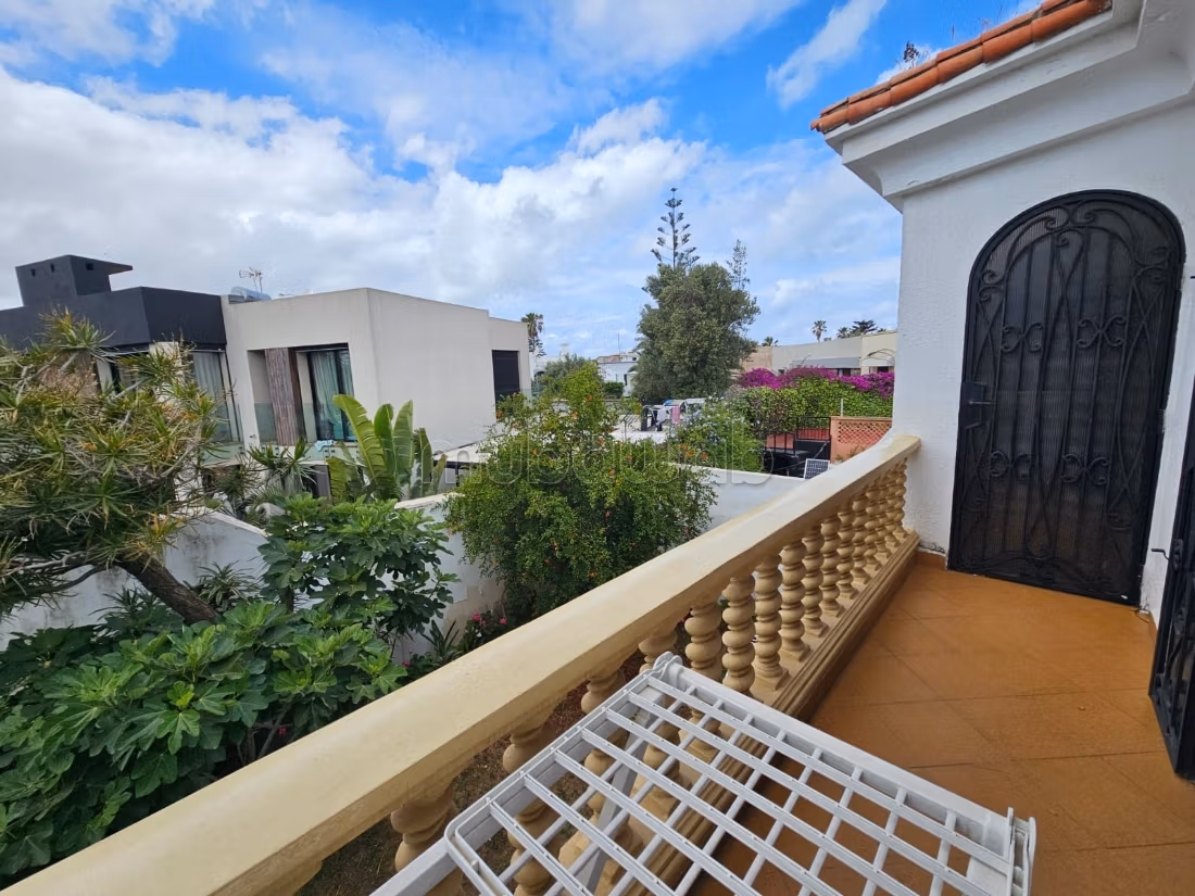 Charmante gemeubileerde villa 438 m² Ain Diab