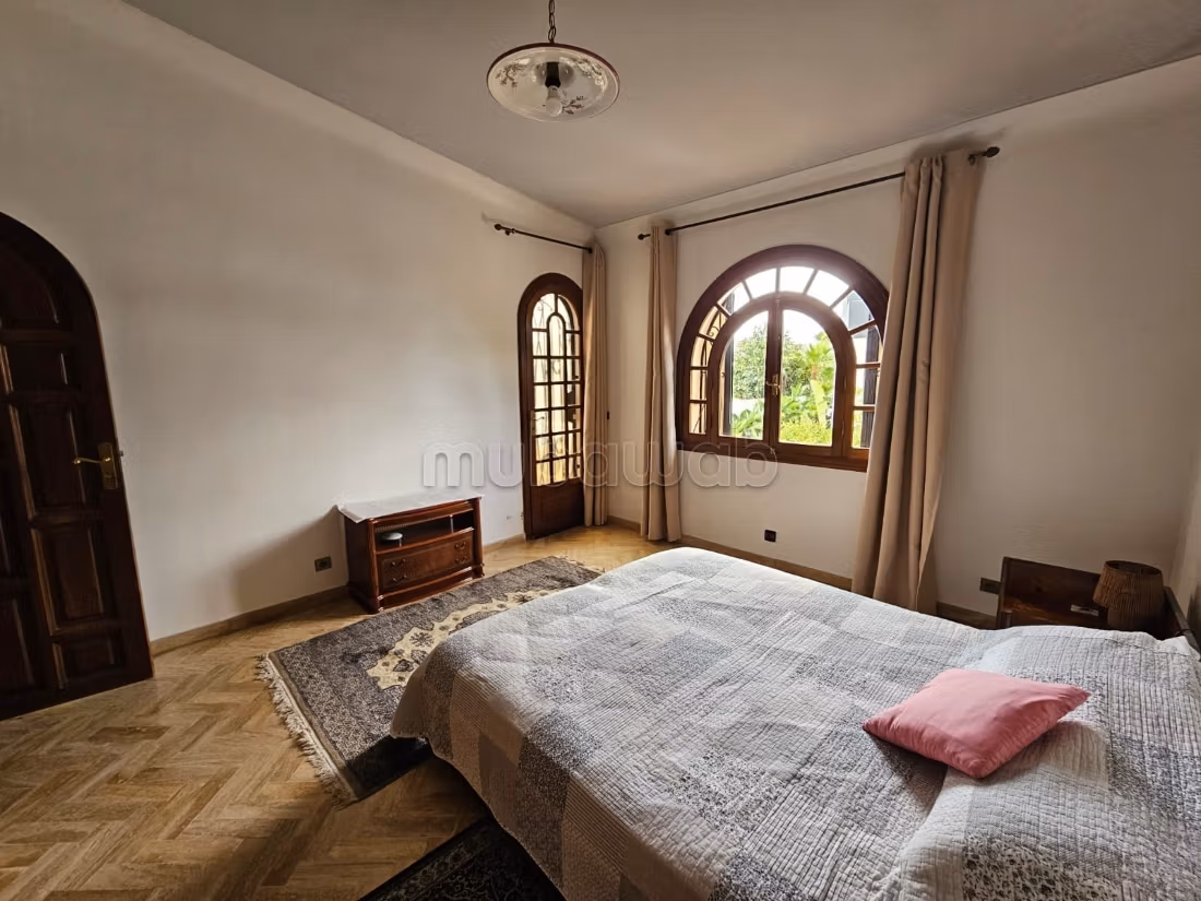 Charmante gemeubileerde villa 438 m² Ain Diab