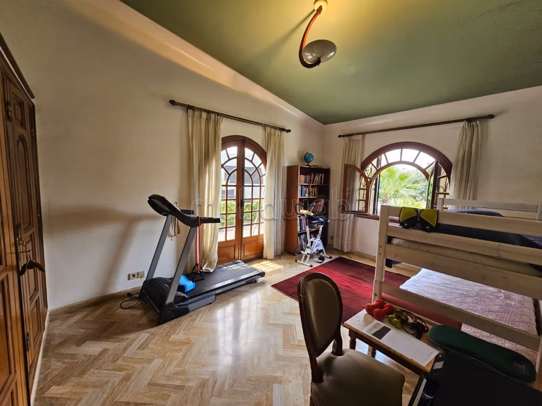 Charmante gemeubileerde villa 438 m² Ain Diab