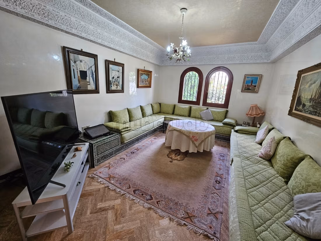 Charmante gemeubileerde villa 438 m² Ain Diab