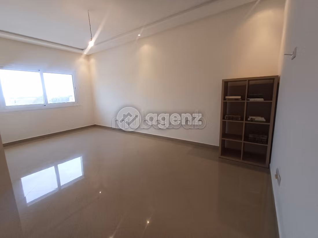 Apartment for sale 86 m², 2 other bedrooms in Benslimane