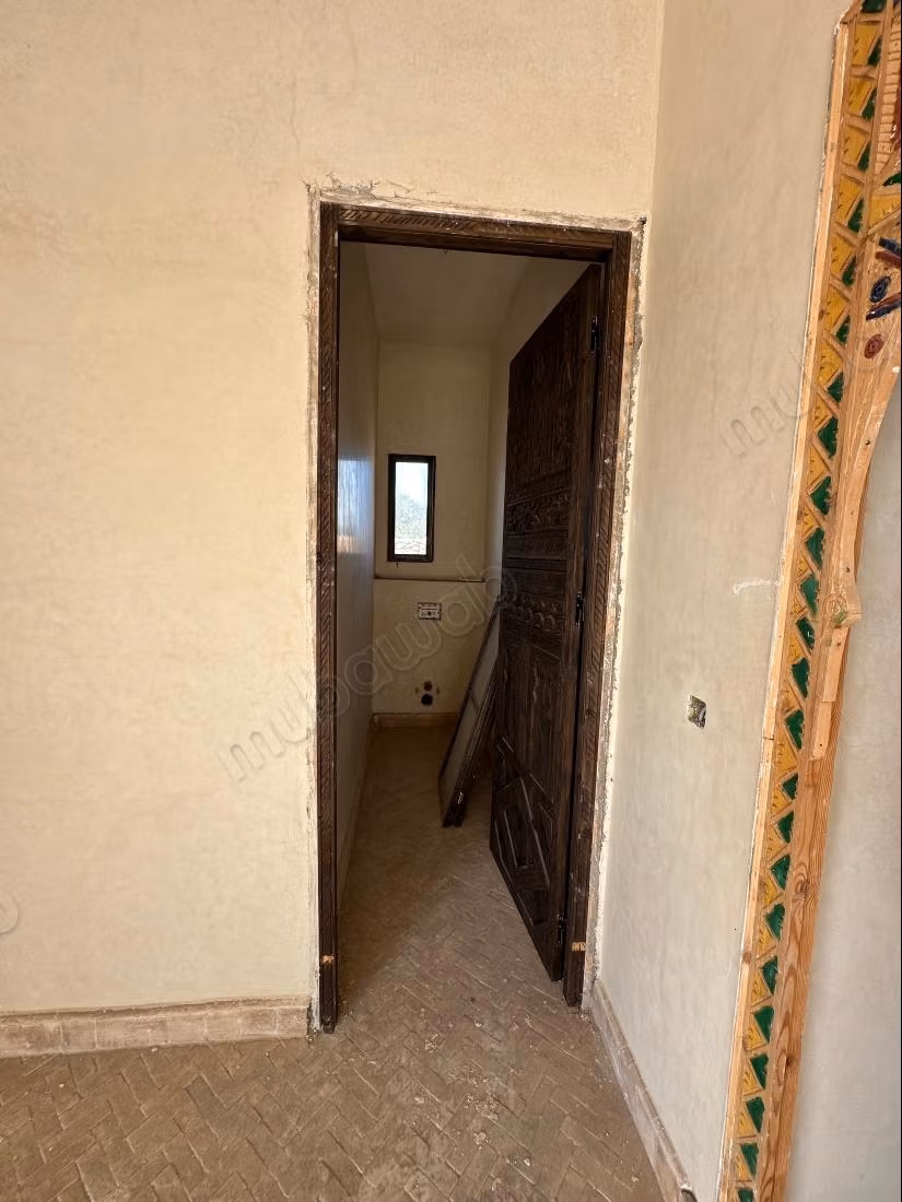 Bright villa with pool in Ghazoua