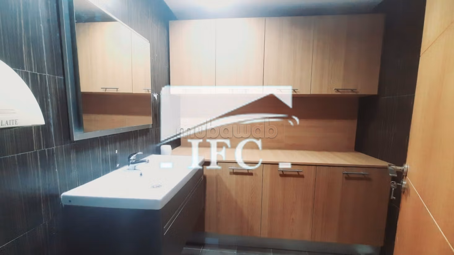 Bureau en 3 espaces 130m² Lac 1–IFCL1374