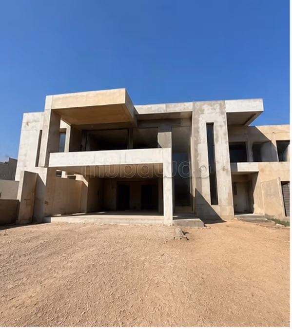 Semi-finished contemporary villa Amelkis