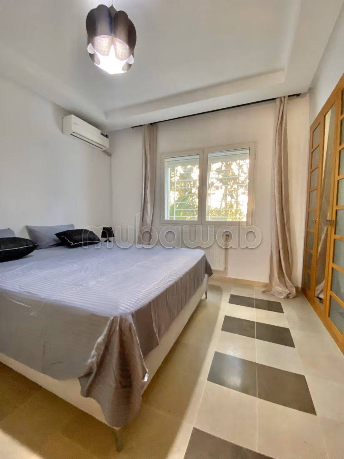 Appartamento con giardino in affitto a Sidi Daoued. Arredato