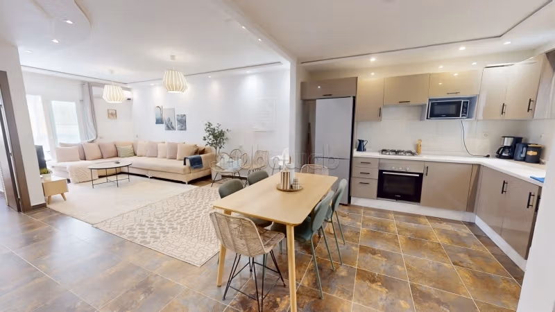À Vendre – Appartement F4 meublé de 107 m²