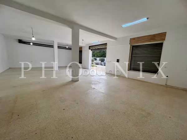 Dépot de stockage de 105 m² à La Marsa