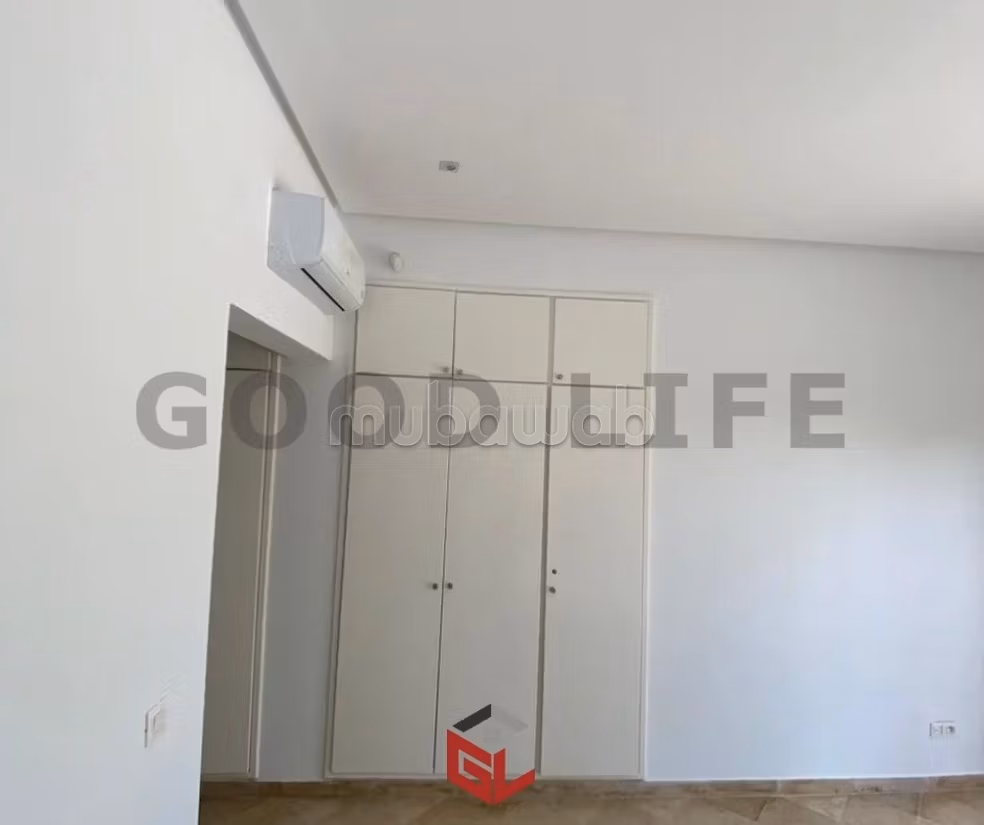 Villa S5 con piscina e giardino a Gammarth