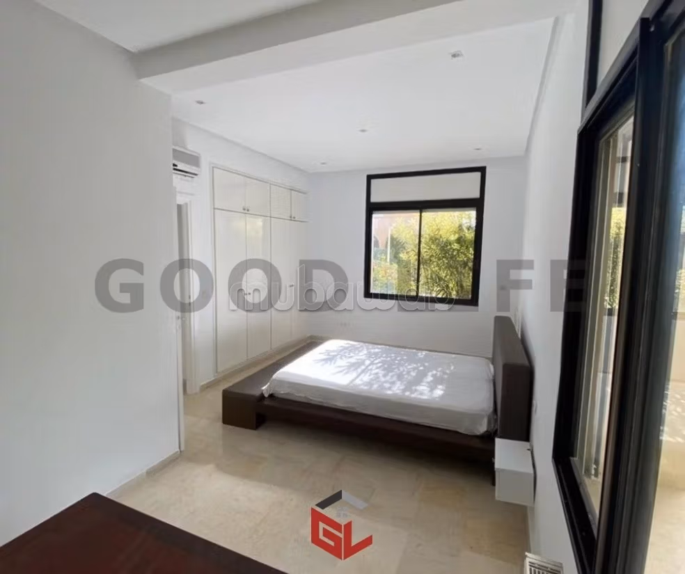 Villa S5 con piscina e giardino a Gammarth