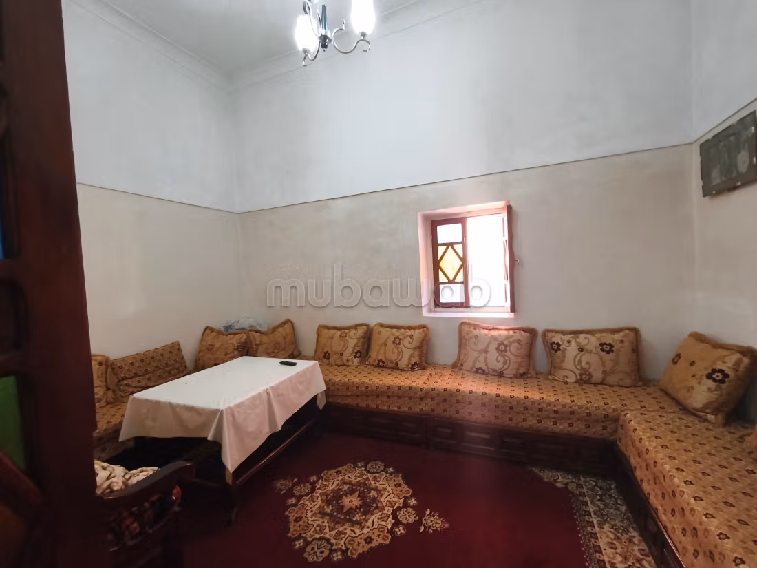 Charming 97 M2 townhouse with a large rooftop