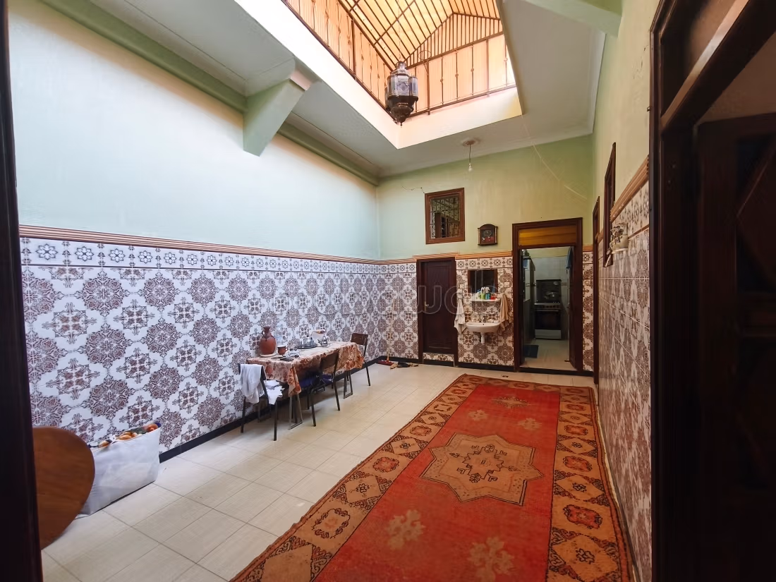 Charming 97 M2 townhouse with a large rooftop
