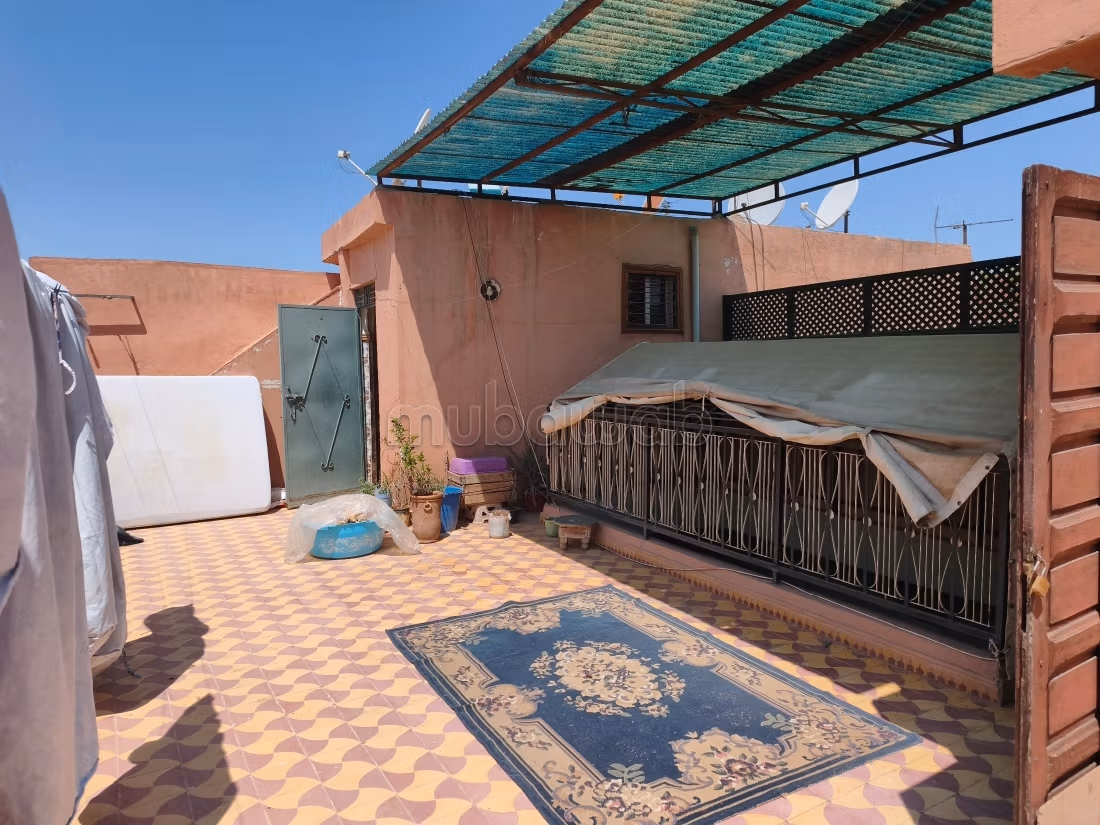 Charming 97 M2 townhouse with a large rooftop