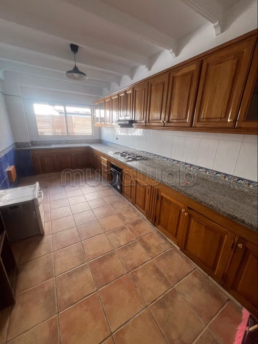 Superb apartment for rent in Gauthier. 3 beautiful bedrooms. Air conditioning system