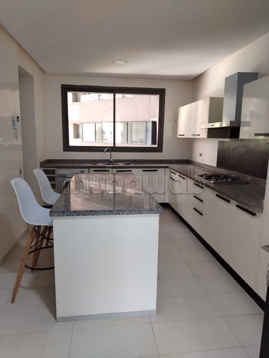 Appartement a la location vide a Gauthier 17000dh — 3