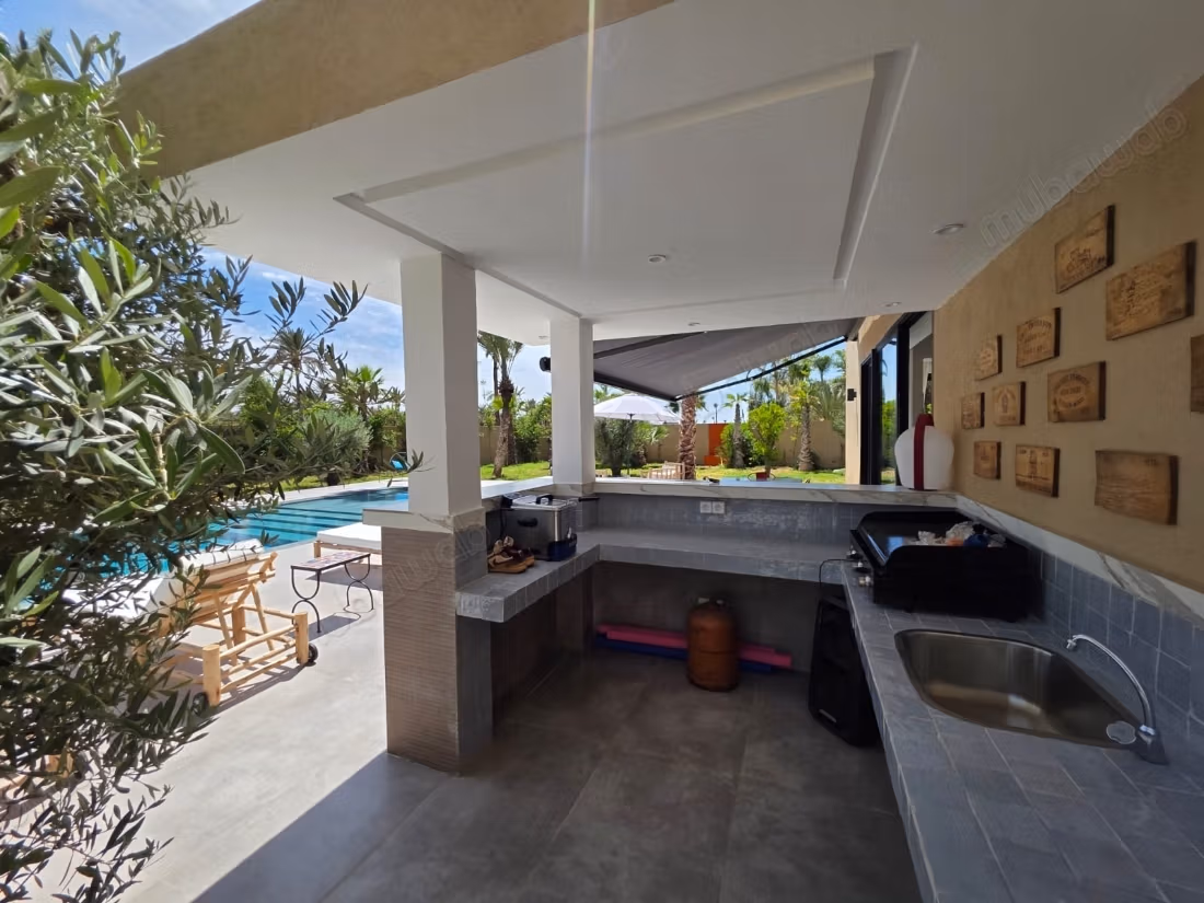 Pépite à saisir: Villa 6 chambres meublée palmeraie
