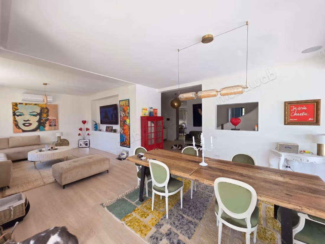 Pépite à saisir: Villa 6 chambres meublée palmeraie