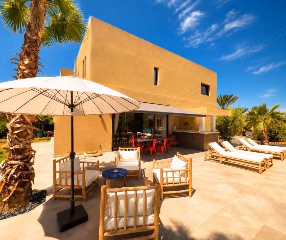Pépite à saisir: Villa 6 chambres meublée palmeraie