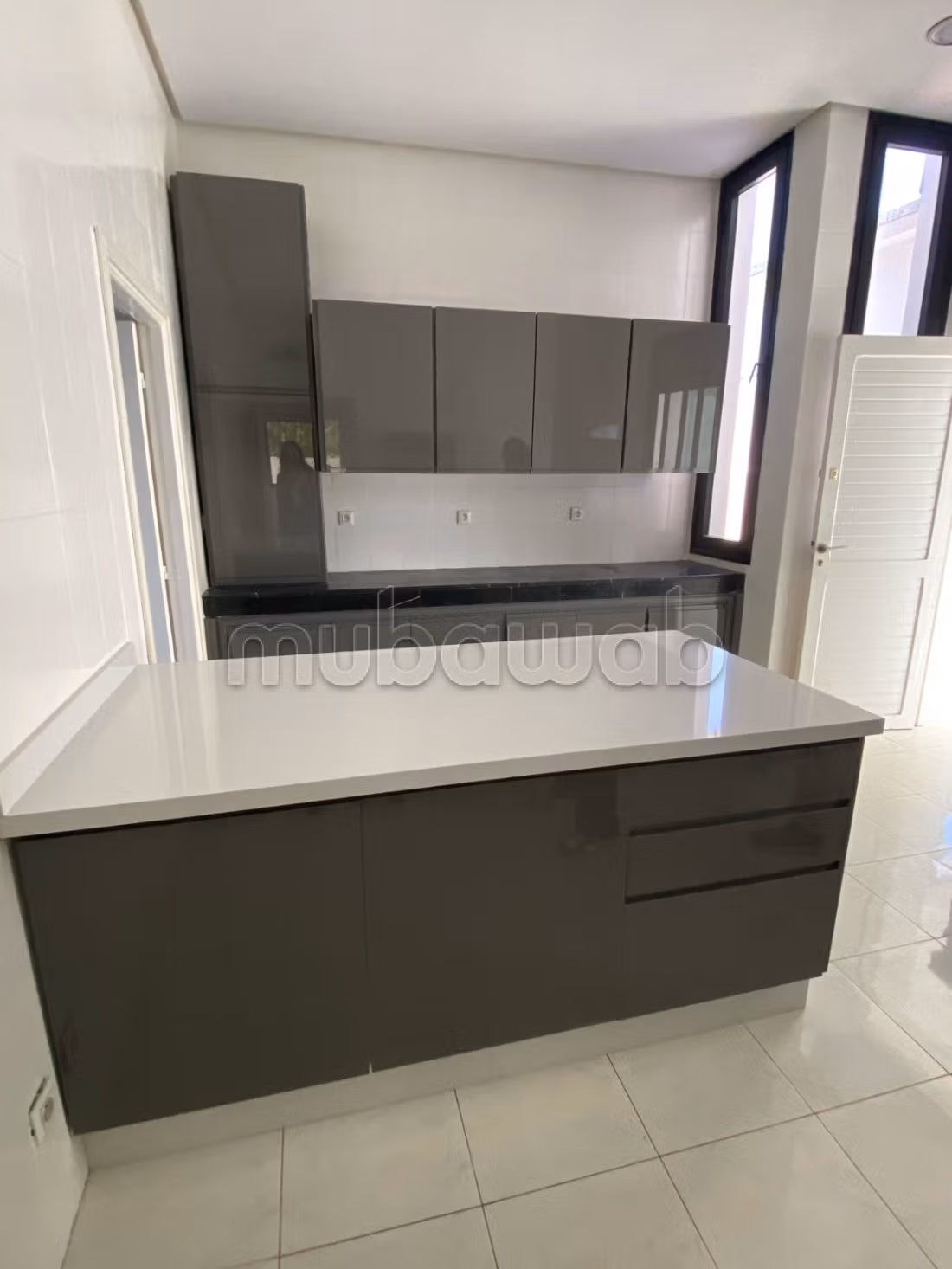 Villa a la location vide a anfa 4500dh