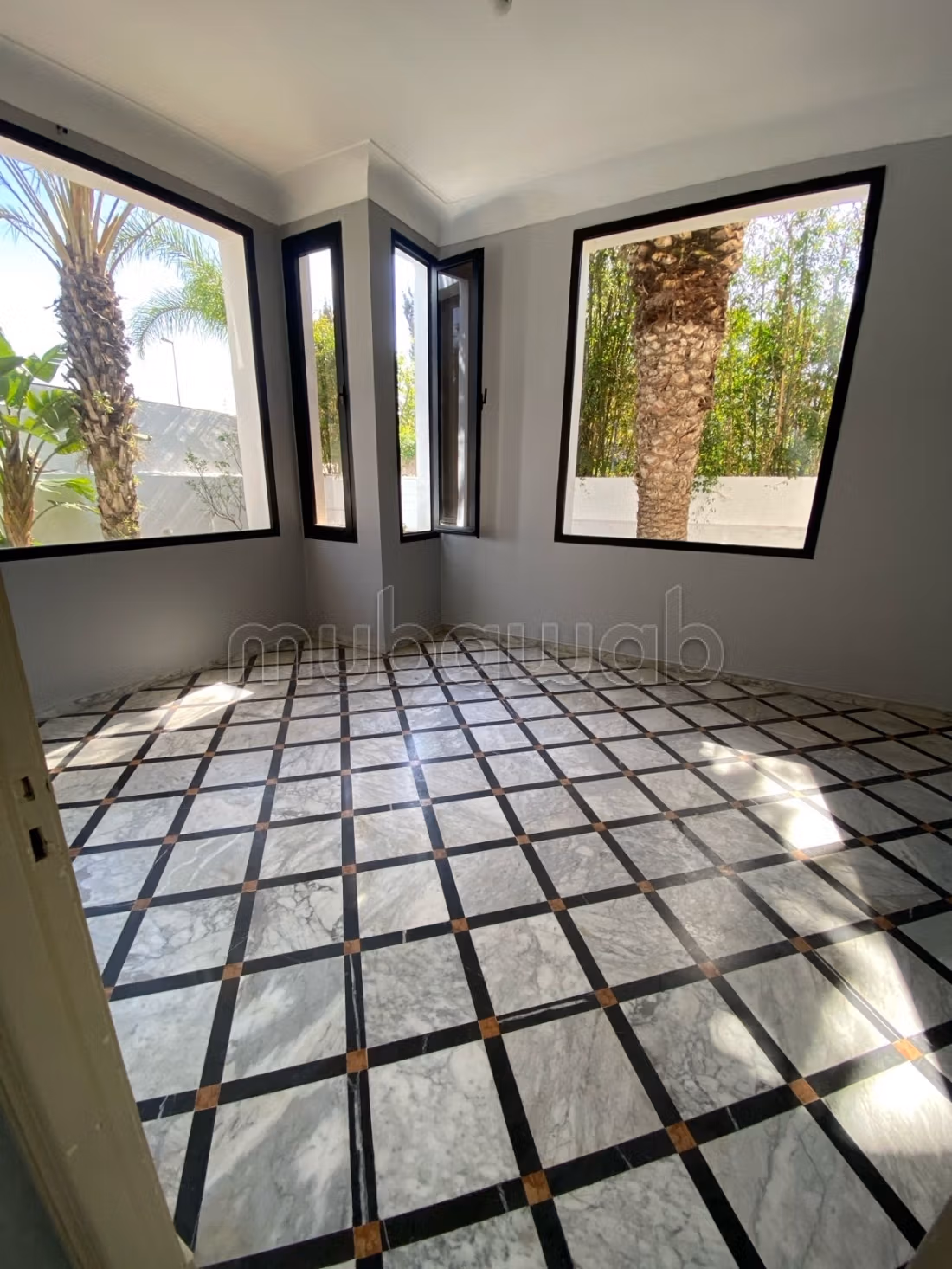 Villa a la location vide a anfa 4500dh