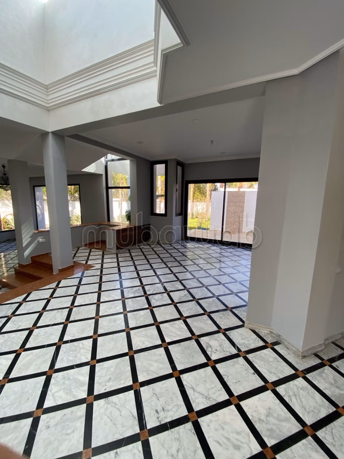 Villa a la location vide a anfa 4500dh