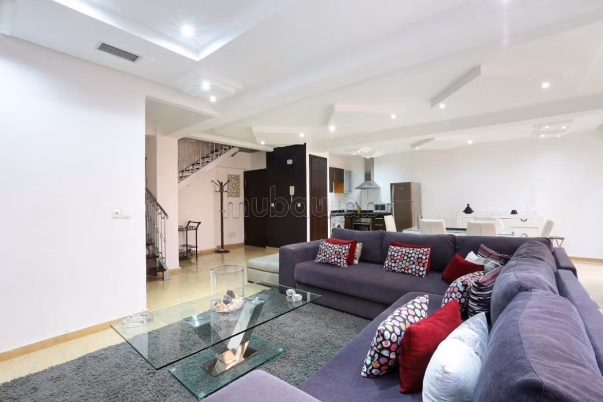 Appartement à louer à Majorelle. 3 grands espaces de vie. Meublé — 3