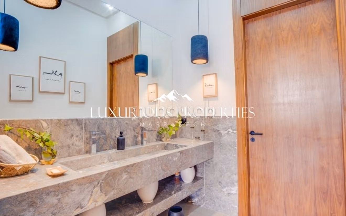 Contemporary villa with pool, Cherifia