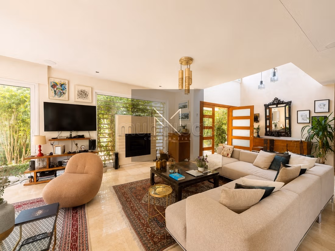 Villa 4 camere in affitto a Bouskoura Città Verde