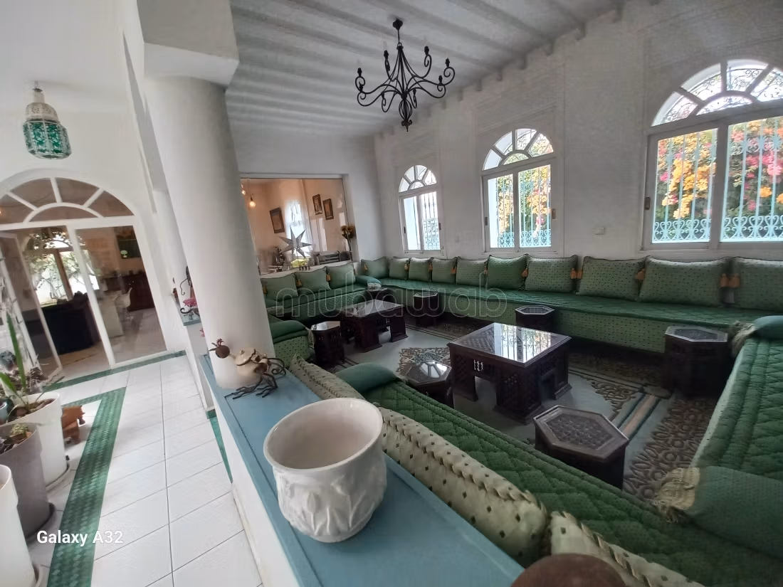 Venta villa de lujo en Laymoune. Superficie 600 m². Amueblada