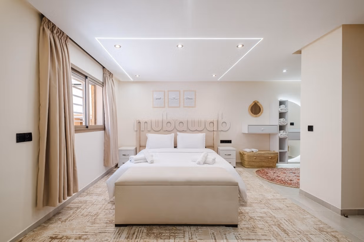 Duplex de 3 chambres de 110 m² près de l'aéroport et du centre — 6