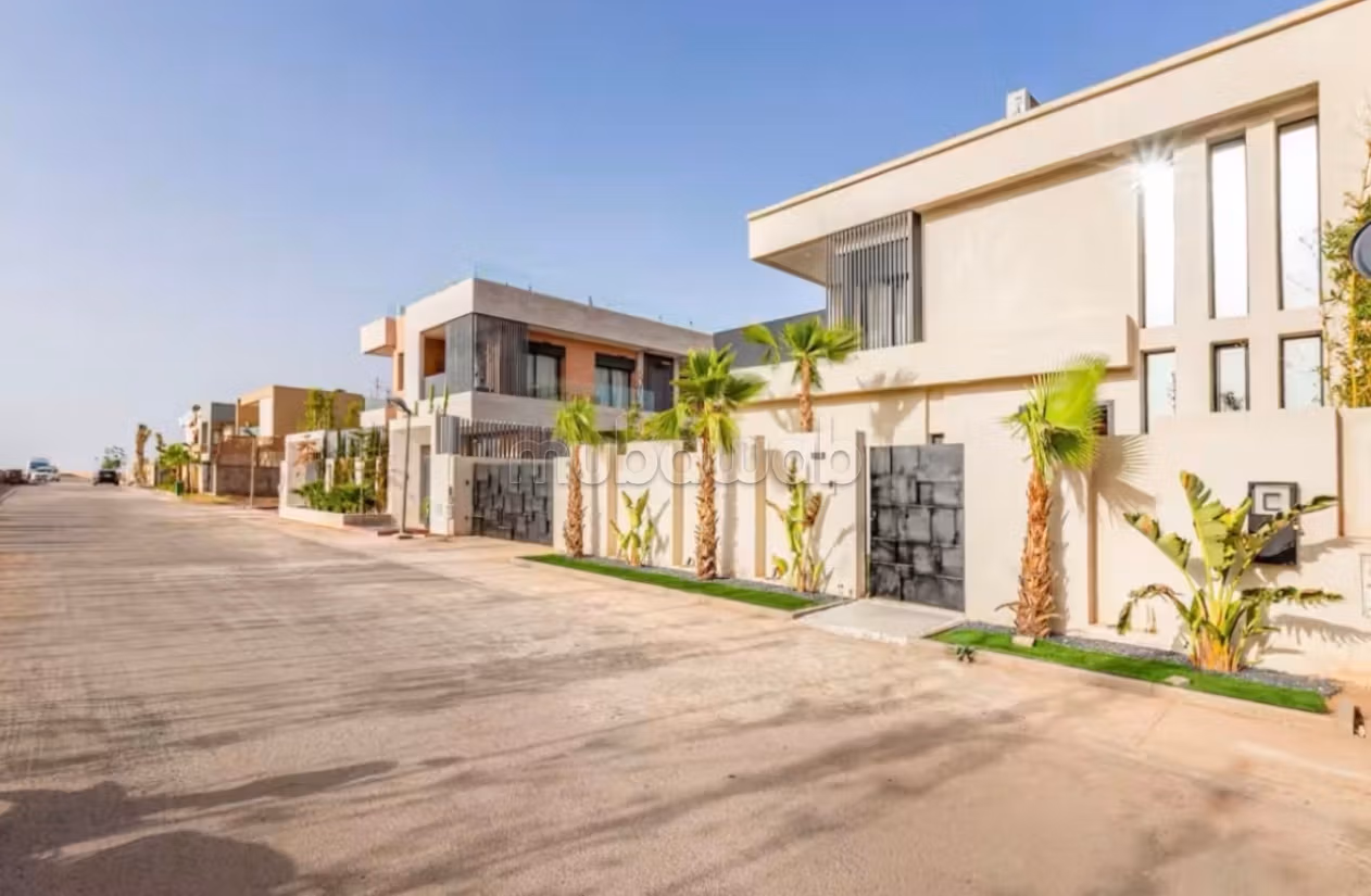 Bella villa arredata in vendita – Via Ourika,