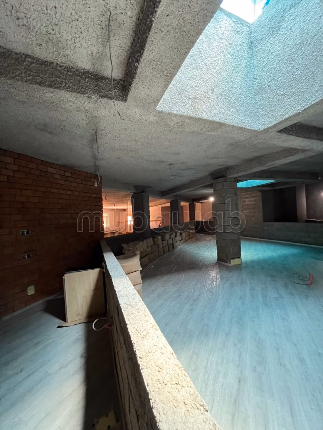 Professionele opslag van 510 m² Chrifia Complex